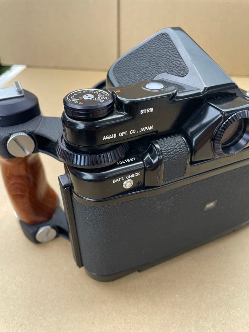 ひ*き様 Pentax 6×7 105mm F2.4 ウッドグリップ付き