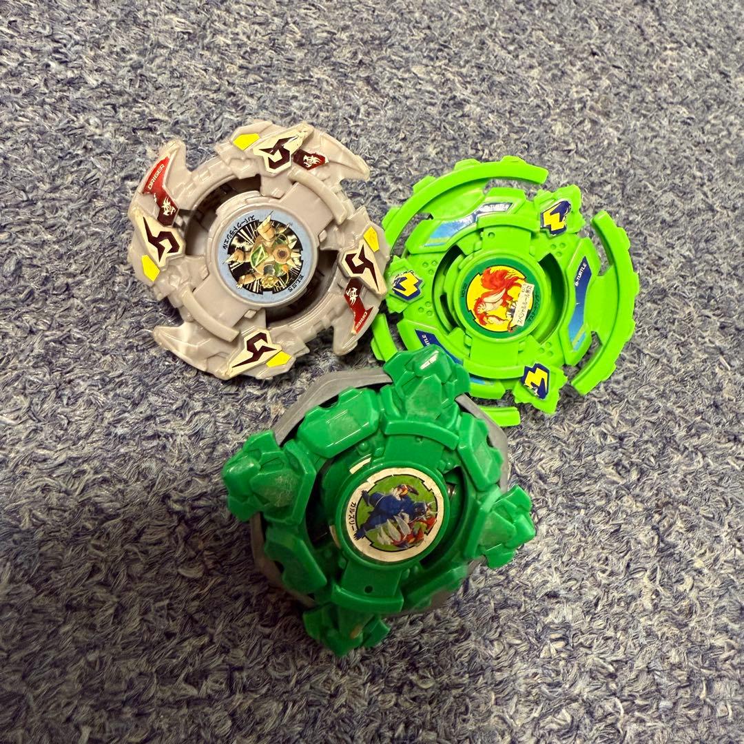 爆転シュートベイブレード まとめ売り 3点 - メルカリ