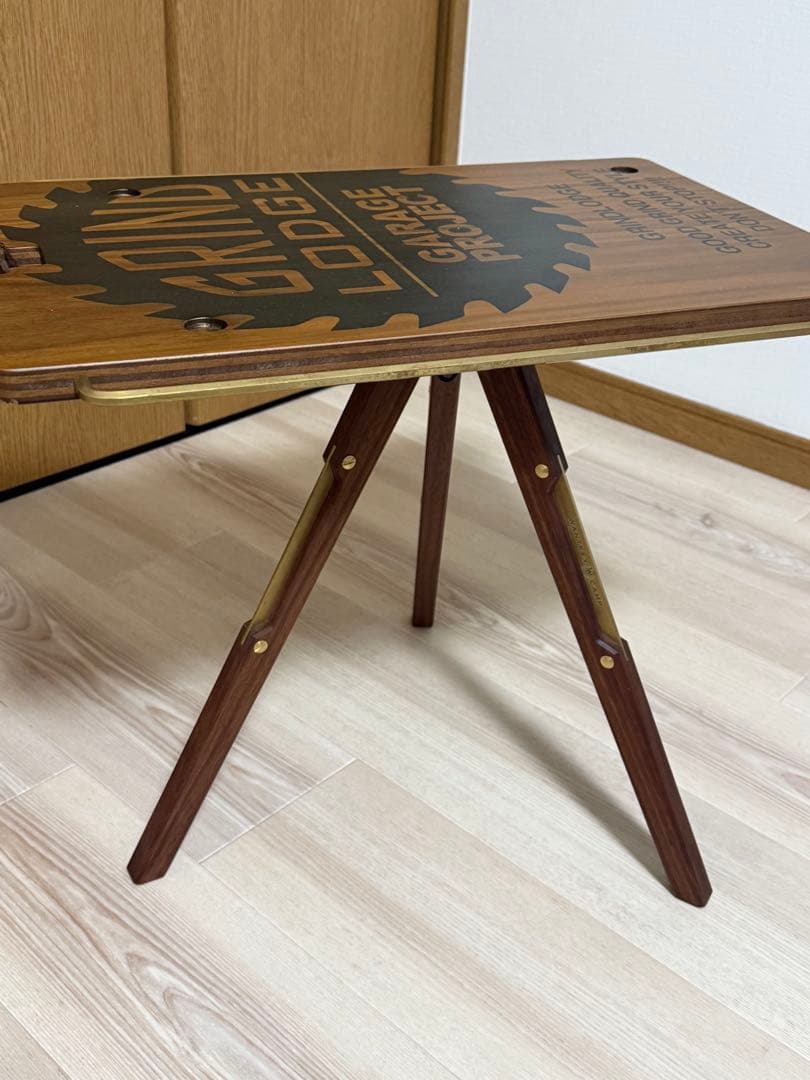 ウォンキーキャンプ✖︎ざぁーす 床上手 三脚 グラインドロッジ - メルカリ