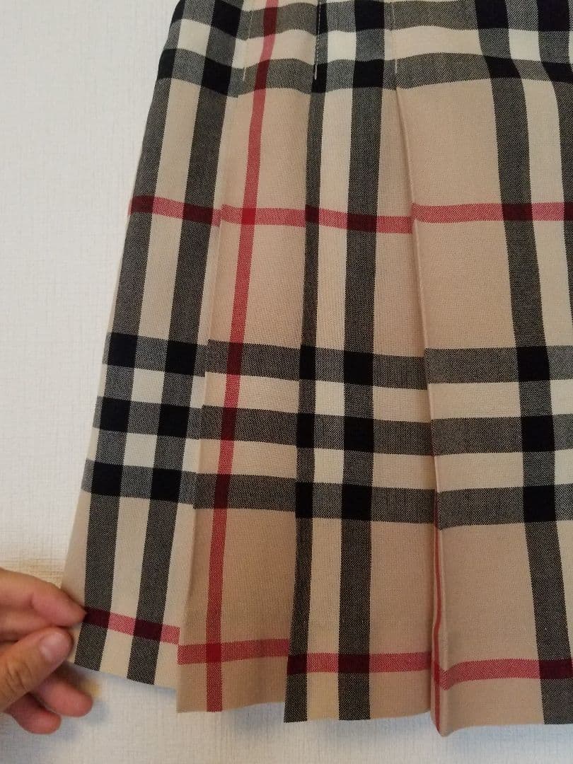 バーバリーロンドンキッズスカート本革ベルトフォーマル 入学 卒園 美