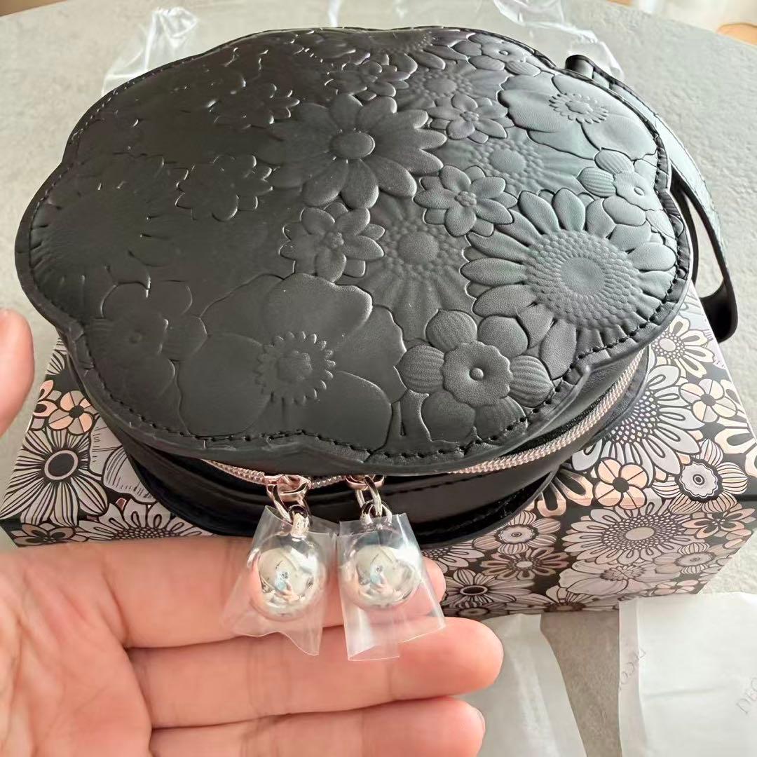 コスメデコルテ　クリスマスコフレ　2025　エターナル　ブルーム　コレクション