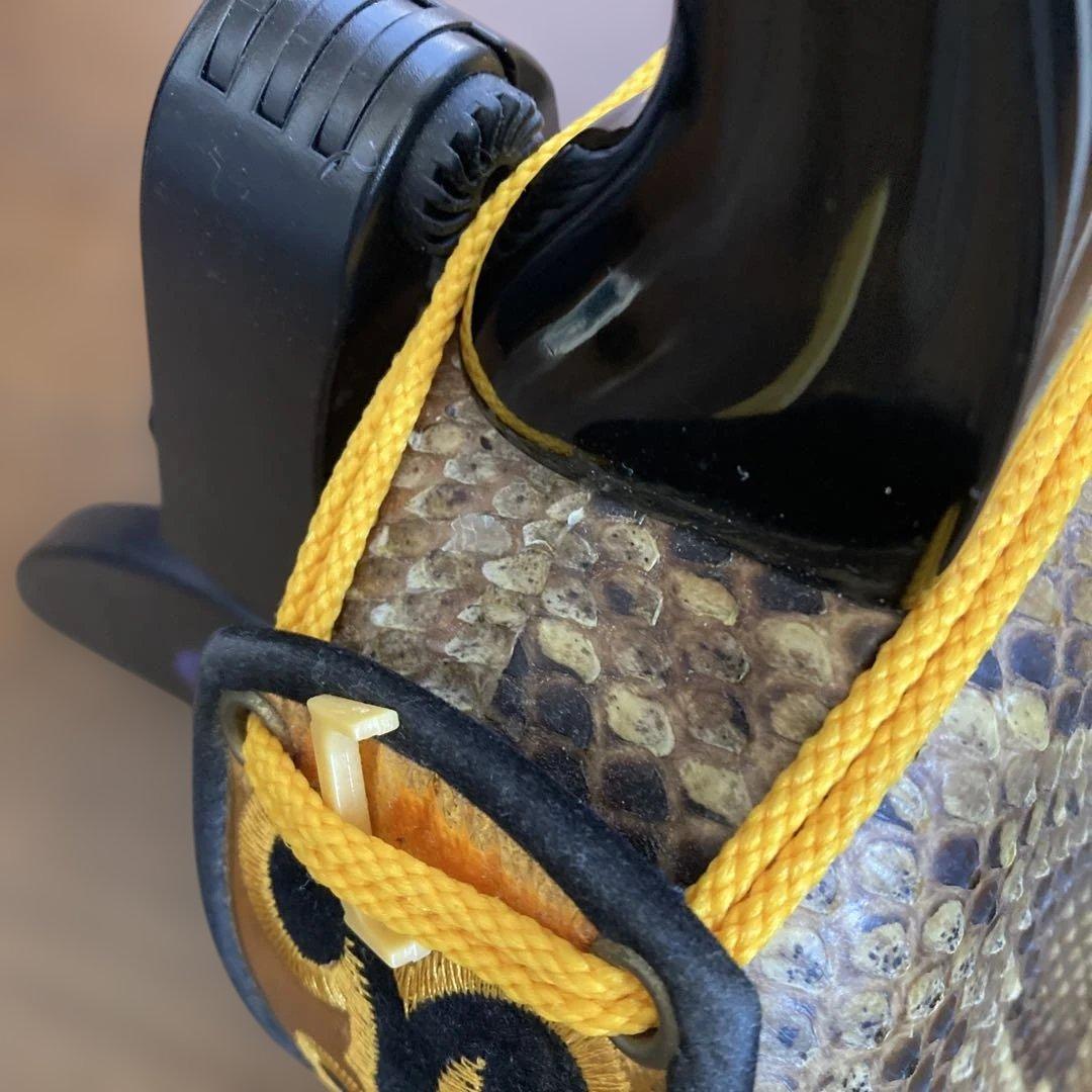 蛇皮強化張り三線本体