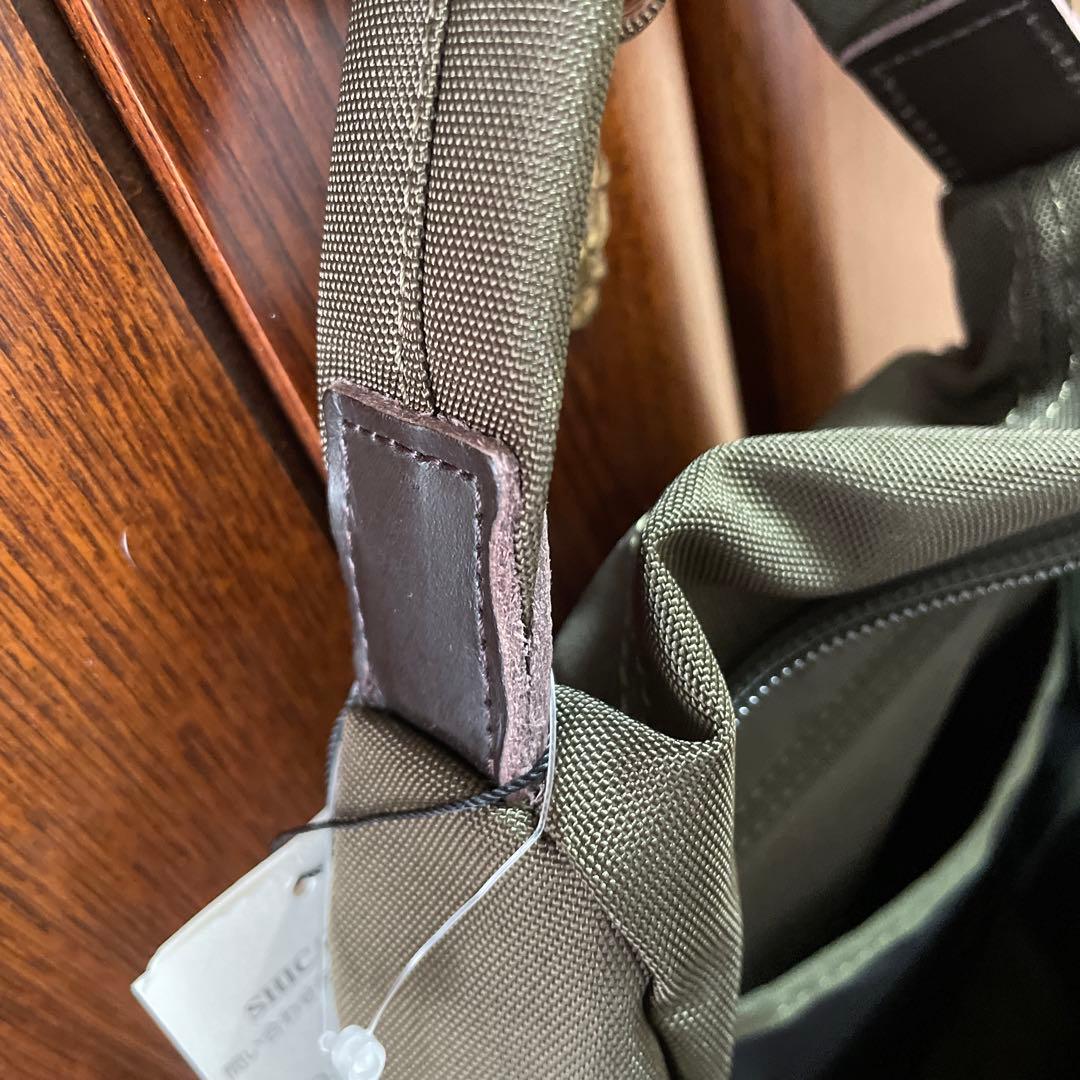 新品未使用Y'SACCS オリーブ ナイロンレザーリュック