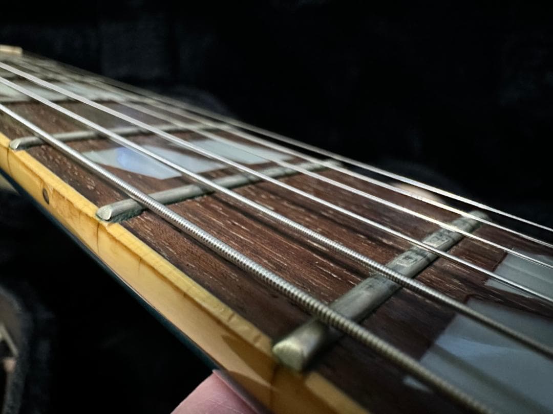 ギター Epiphone SUPERNOVA Noel Gallagher sig.