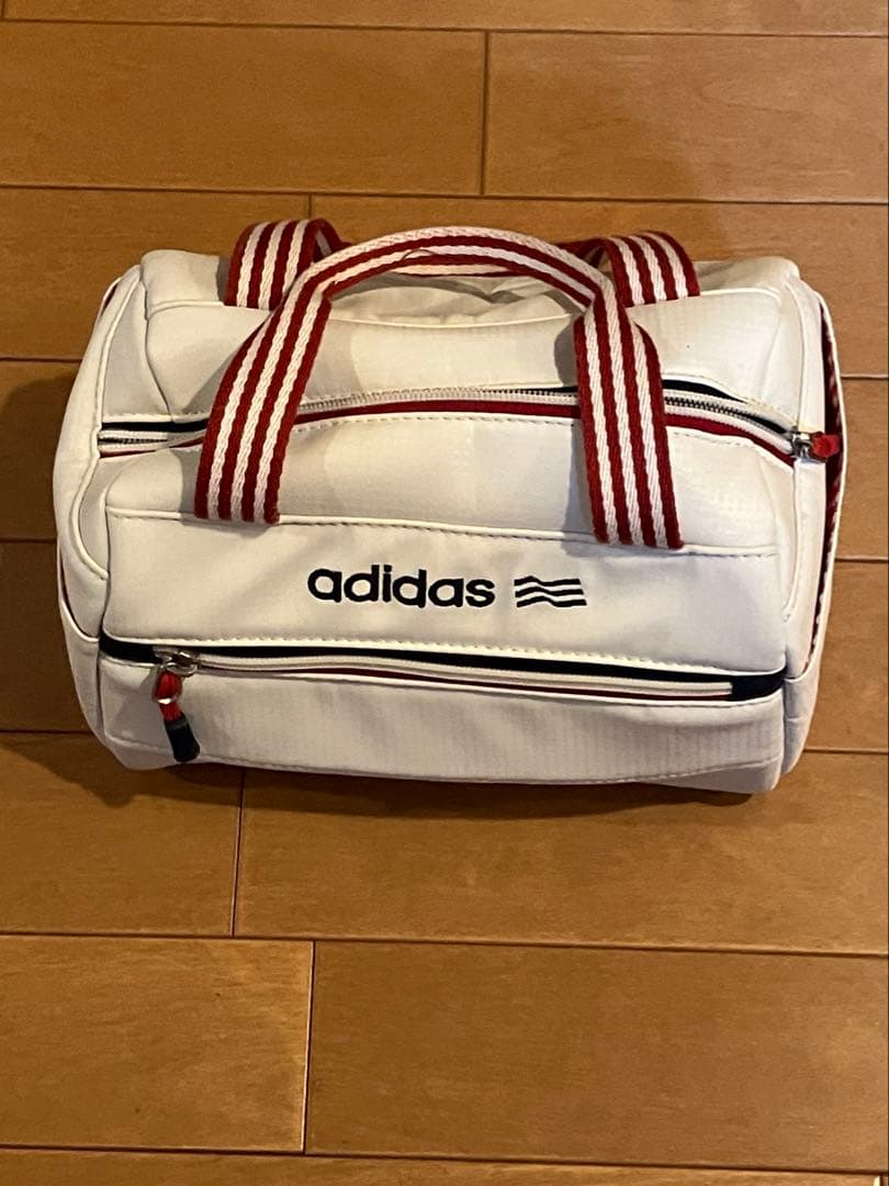 アディダス4分割キャディーバックスタンド式 計5点　2点追加しました。