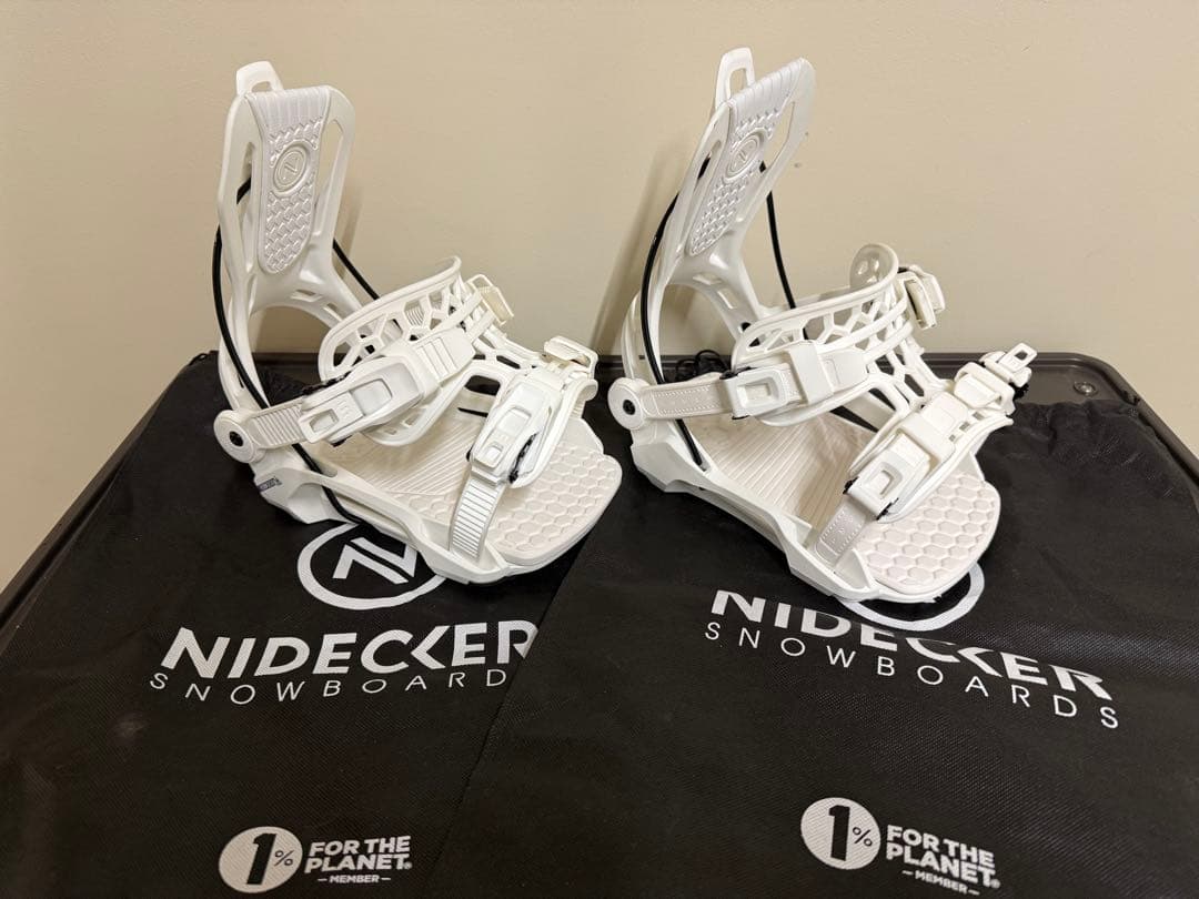 Nidecker Flow Fenix スノーボードビンディング Mサイズ