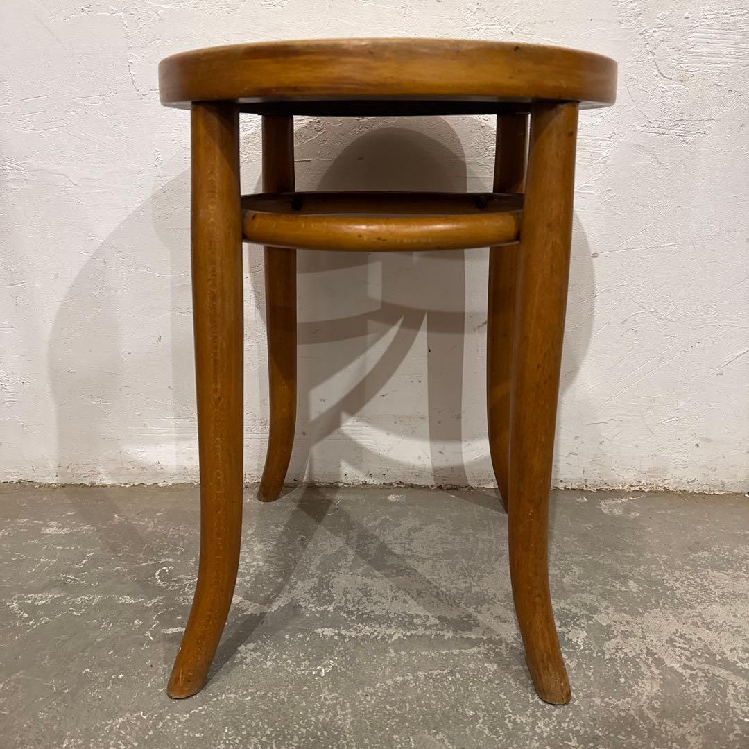 ヴィンテージ　ラウンドスツール　ベントウッド　座面装飾