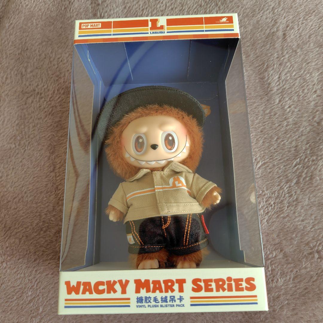 POPMART WACKY MART 店員ラブブ - メルカリ