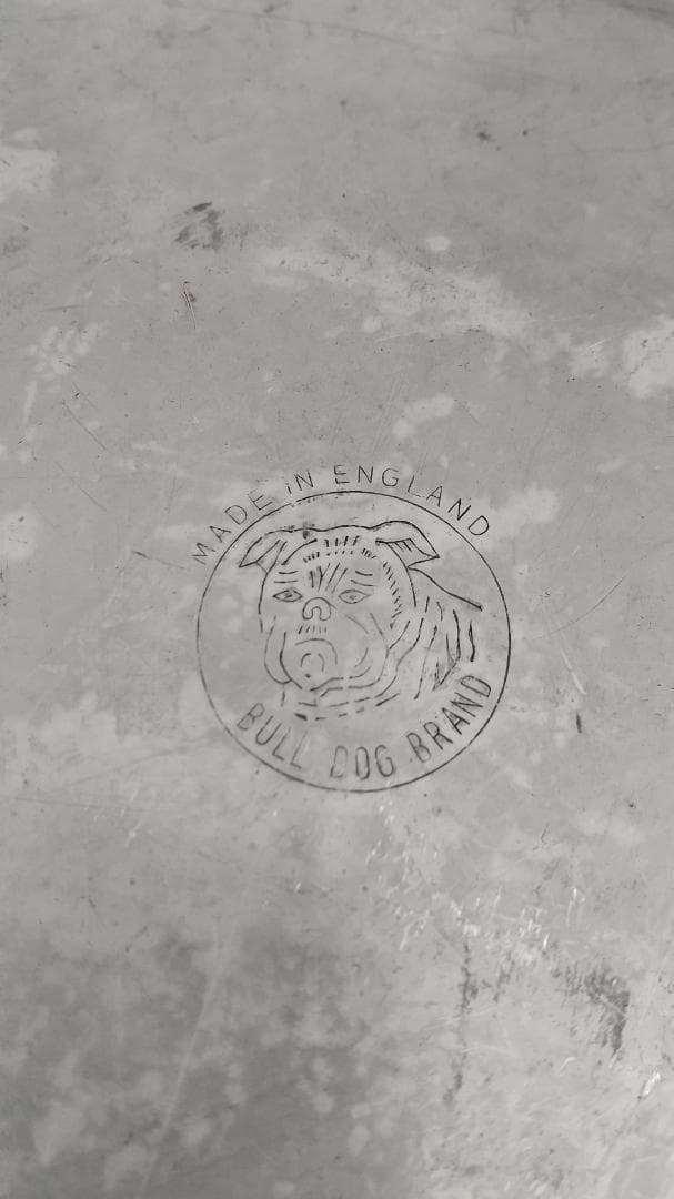 ホットンブルドッグ ビリー缶