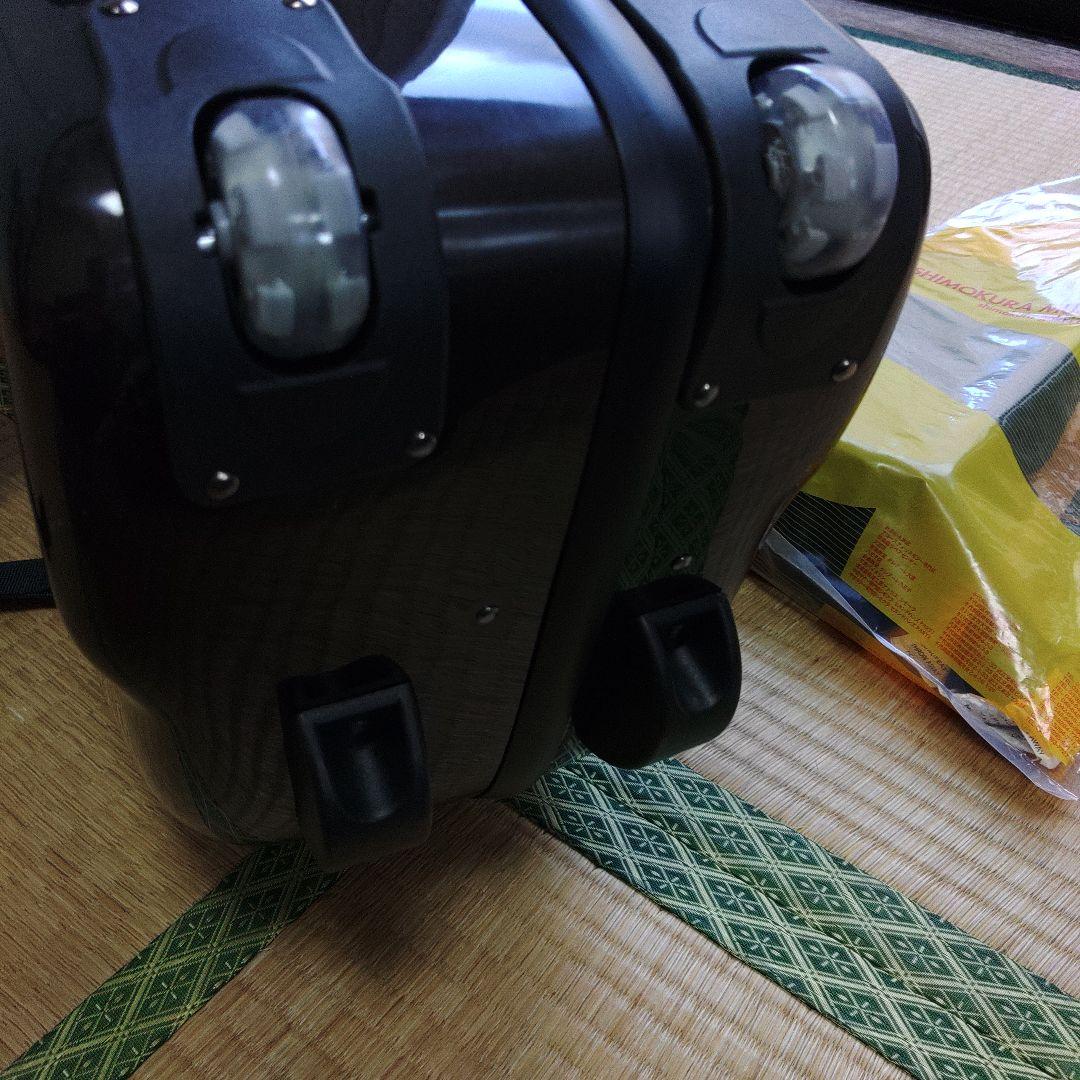 バリトンサックスケース　樹脂製