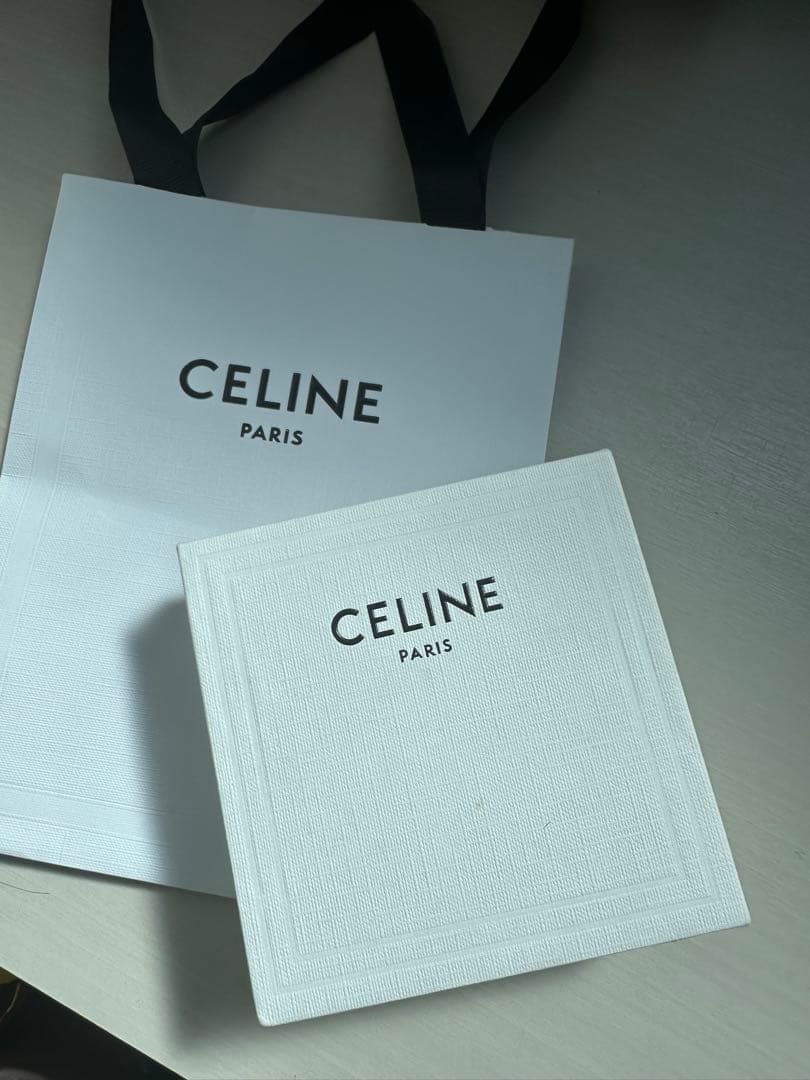 セリーヌヘアピン