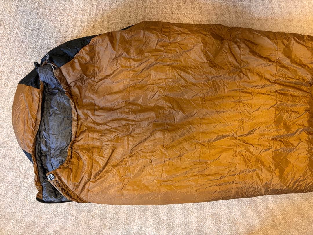 ISUKA CORDURA FABRIC 寝袋 ブラウン