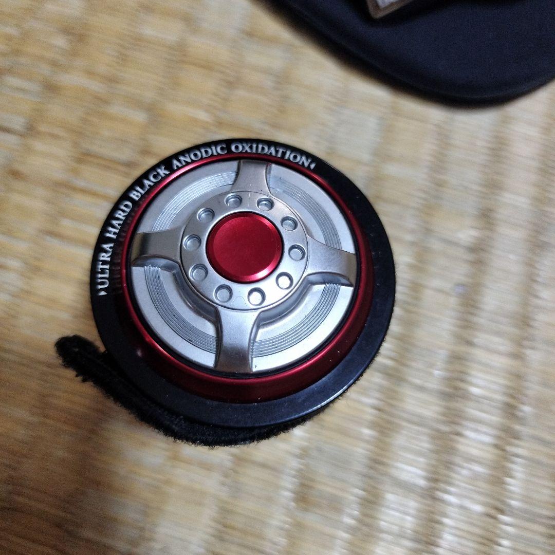 DaiwaトーナメントISOZ-3000LB　替えスプール2個・ケース付き