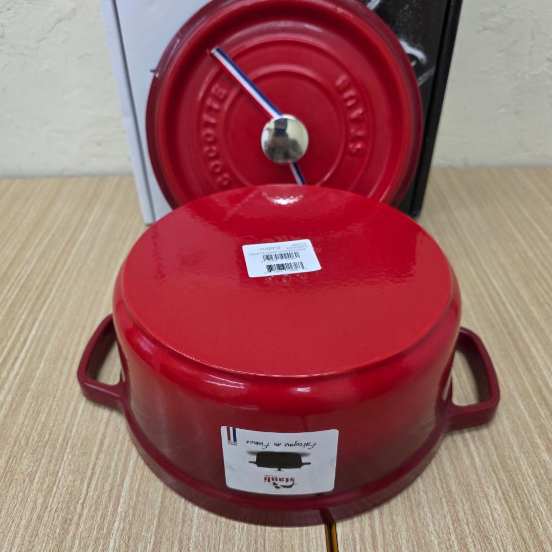STAUB ココットラウンド鋳鉄製 両手鍋 24cm 赤