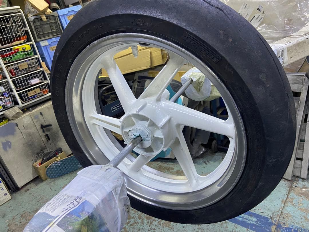 mc22 CBR250RRリアホイール mc19に流用予定 ニダボ ニハリ - メルカリ