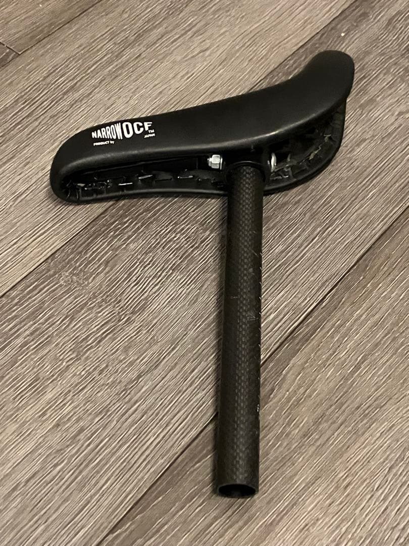 ランバイク用 跳ね上げナローサドル OCF シートポストなし