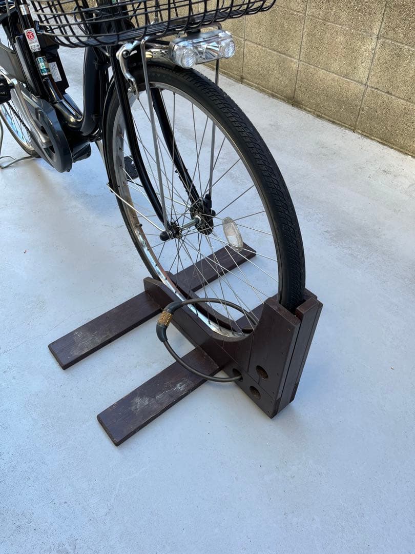 YAMAHA電動アシスト自転車 (26インチ)ブラック 前カゴ付き