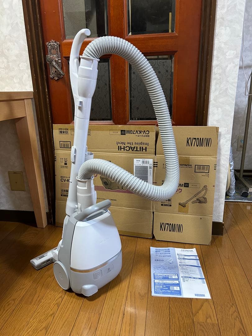 掃除機　HITACHI CV—KV70M