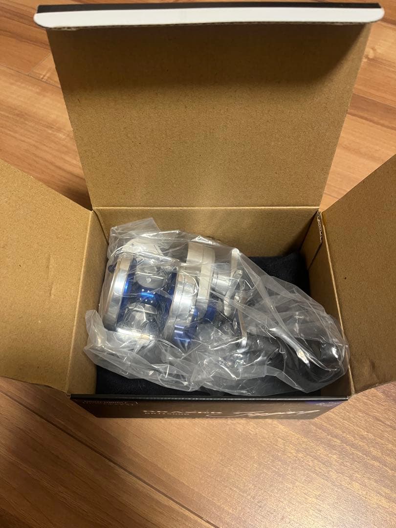 BRAZER BRJ1500B ベイトリール 右ハンドル