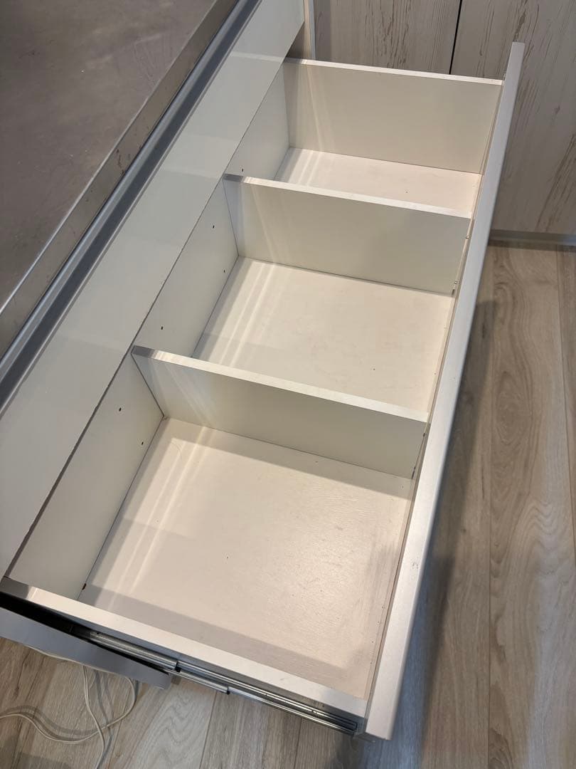 送料込み　ディノス　キッチンワゴン　キャスター付き