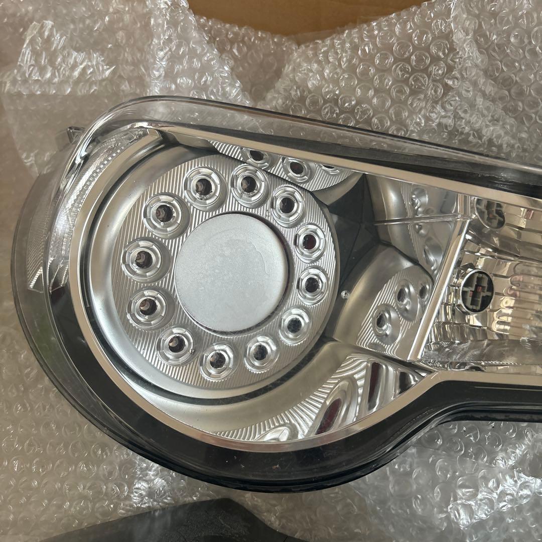 86 BRZ クリアテール　クリアバックランプ　純正可能