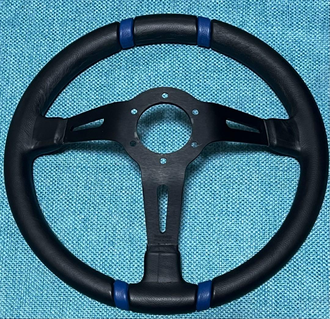 momo ドリフティング ステアリング 黒/青 35π 楽天市場】【正規品⁄即納
