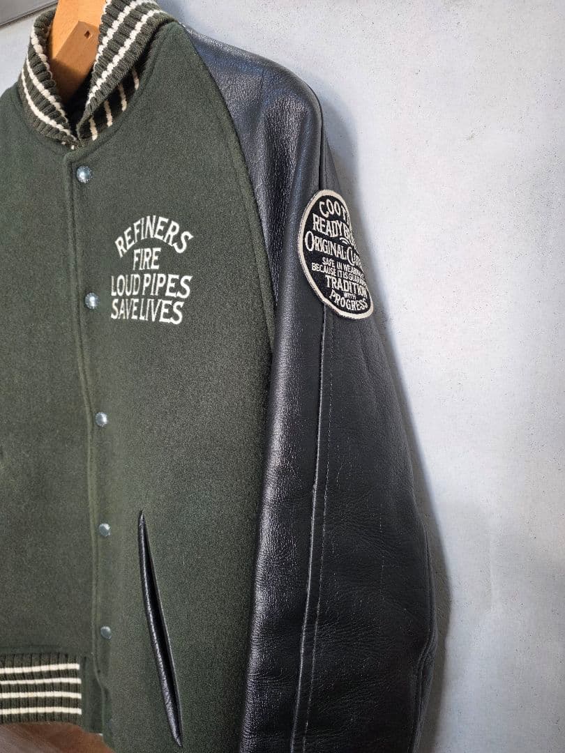 cootie スタジャン オリーブグリーン