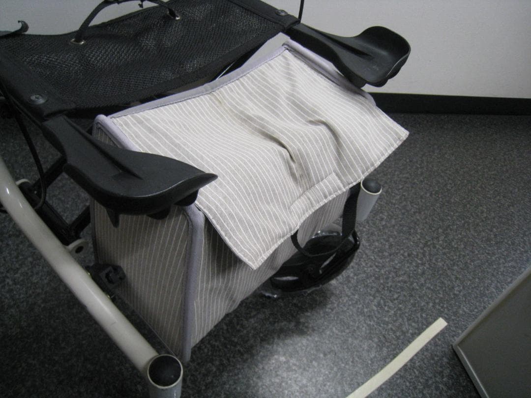 屋外用 四輪 歩行車 ショッピングターン 安寿 アロン化成 送料無料 ②