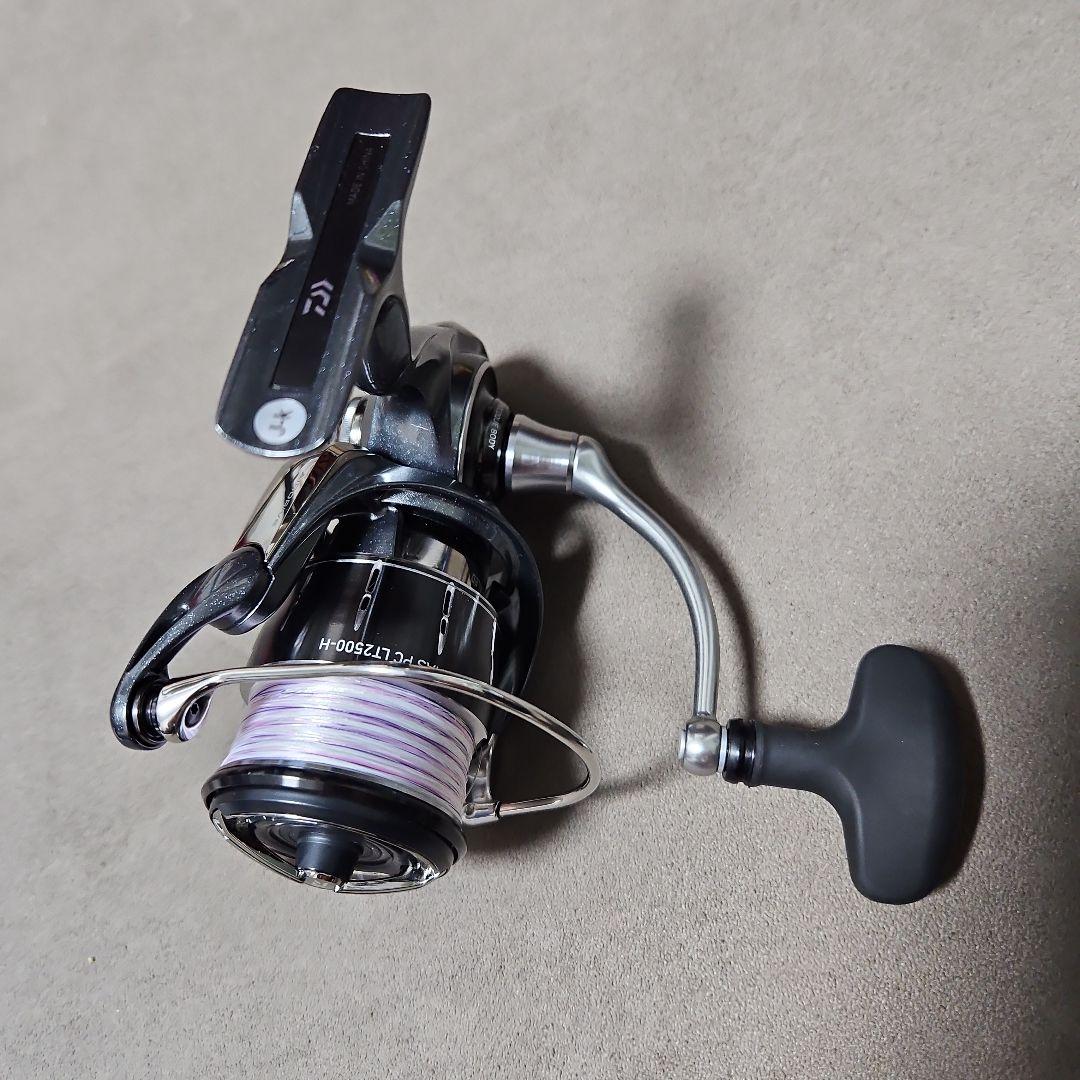 リール Daiwa LUVIAS PC LT2500-H