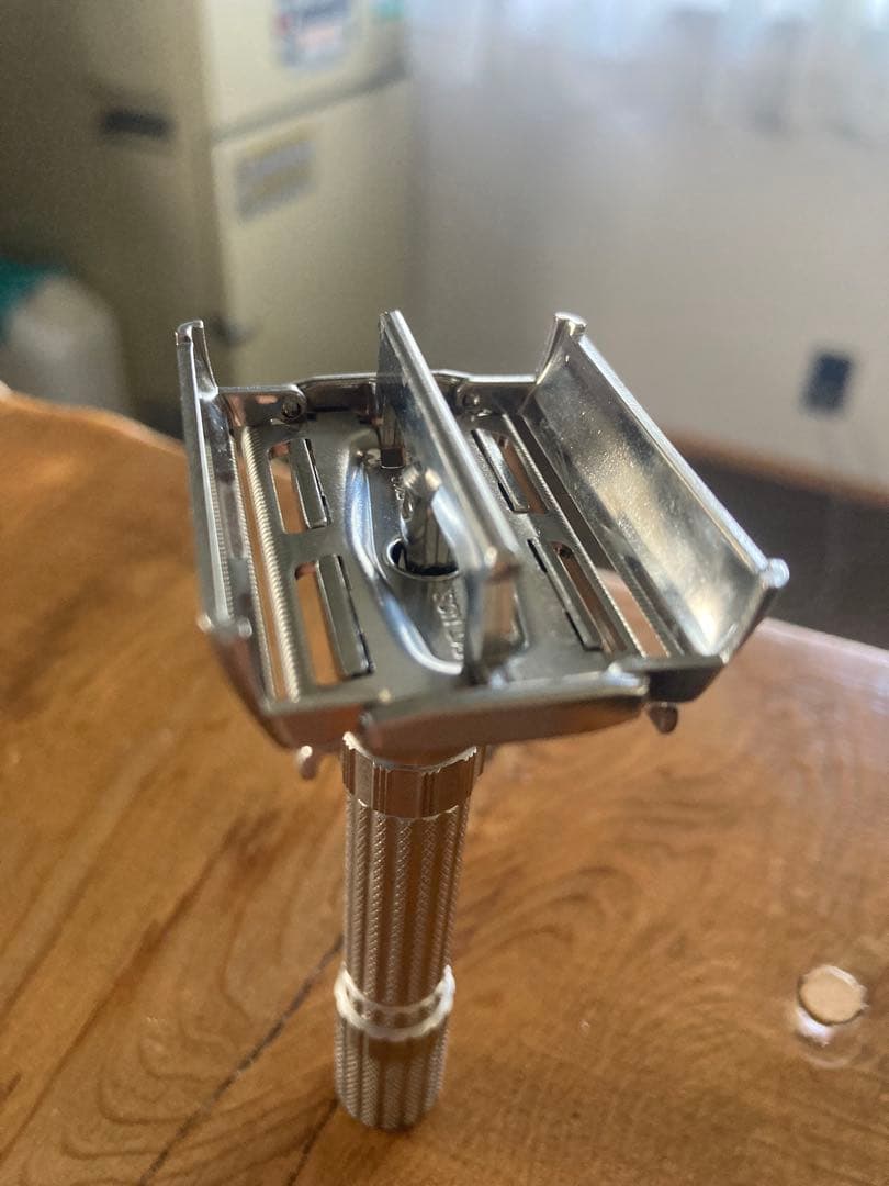 信行 【1960年代物 ビンテージ 希少】 ジレット替え刃６箱付き‼︎