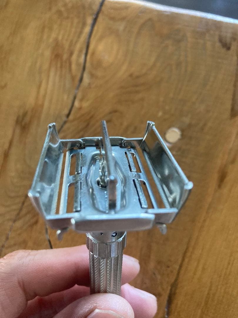 信行 【1960年代物 ビンテージ 希少】 ジレット替え刃６箱付き‼︎