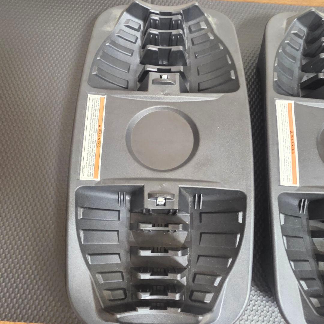 【237】ダイヤル式　可変式ダンベル　24kg 右左　匿名配送