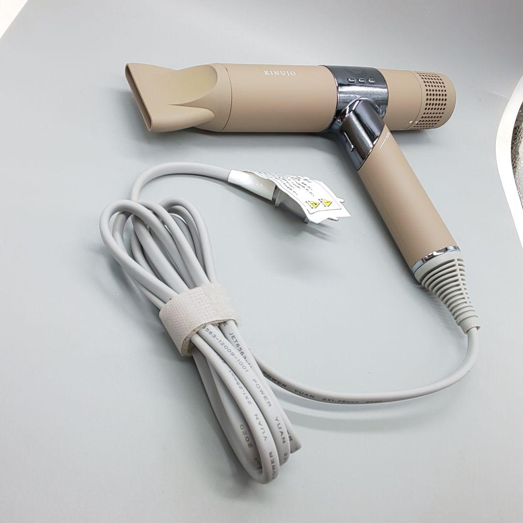 絹女ドライヤー　キヌジョ　KINUJO 大風量マイナスイオン《正規品》38