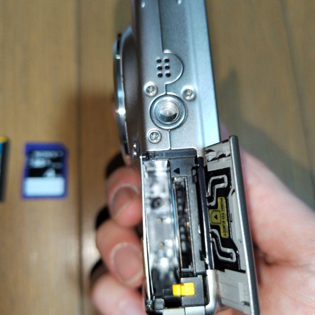 FUJIFILM FINEPIX F80 EXR 本体 バッテリー 充電器付き