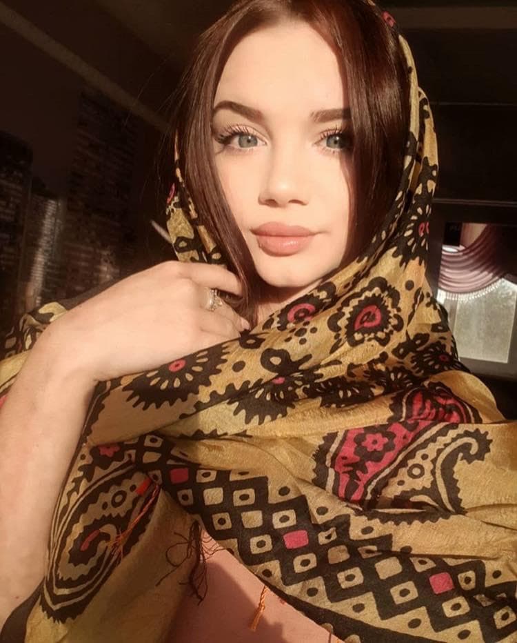 Y*様 スカーフ　アゼルバイジャン　上品カラー シルク　大人可愛い