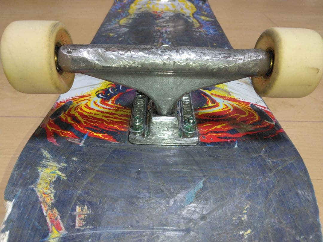 サンタクルズ VX 8.25