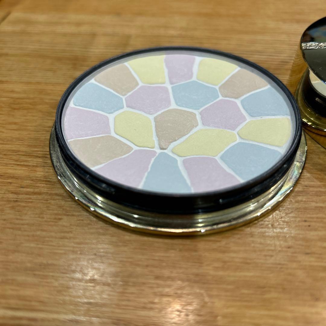 エレガンス ラ・プードル　フェイスパウダー　Ⅳ