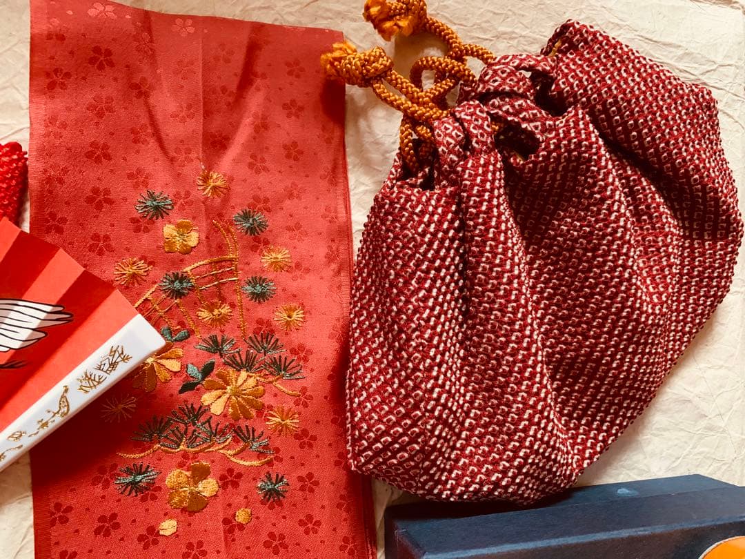 七五三　三歳の女の子のお支度　正絹お宮参り初着　襦袢まで全て正絹お着物フルセット