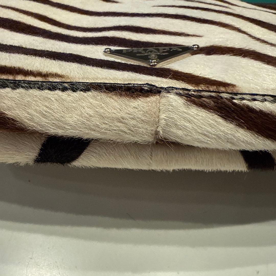 PRADA ゼブラ柄ハラコバッグ