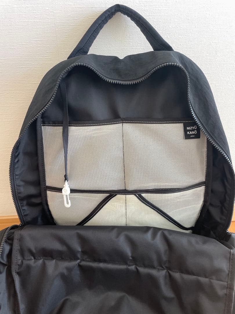 NIZYU KANO FUKUI SIWA リュック カタカナ別注　中間サイズ