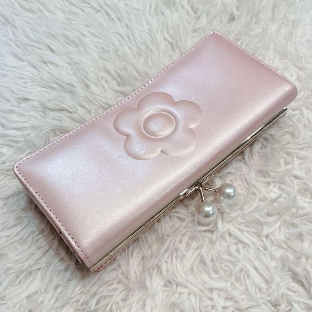 【美品】MARY QUANT エンボスデイジーパール パース パールピンク