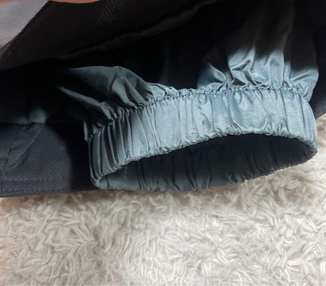 一回使用　耐水圧10k デサント　キッズ150 スノーボードウェア