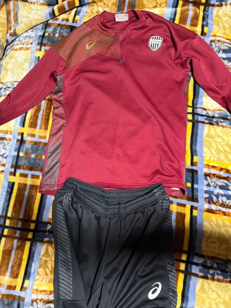 ヴィッセル神戸ハーフジップセットアップ非売品 値下げ可能 - メルカリ