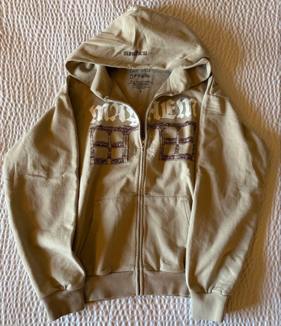 Lady Gaga The MAYHEM ZIP HOODIE L ベージュ - メルカリ