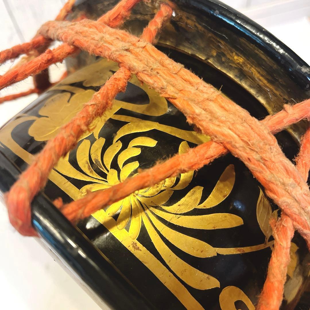 【希少】締め太鼓　蒔絵　和太鼓 34.5cm バチ付き　台座付属　和楽器　打楽器