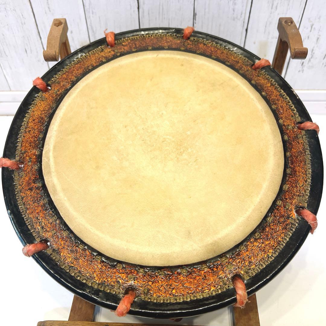 【希少】締め太鼓　蒔絵　和太鼓 34.5cm バチ付き　台座付属　和楽器　打楽器