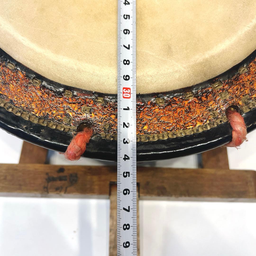 【希少】締め太鼓　蒔絵　和太鼓 34.5cm バチ付き　台座付属　和楽器　打楽器