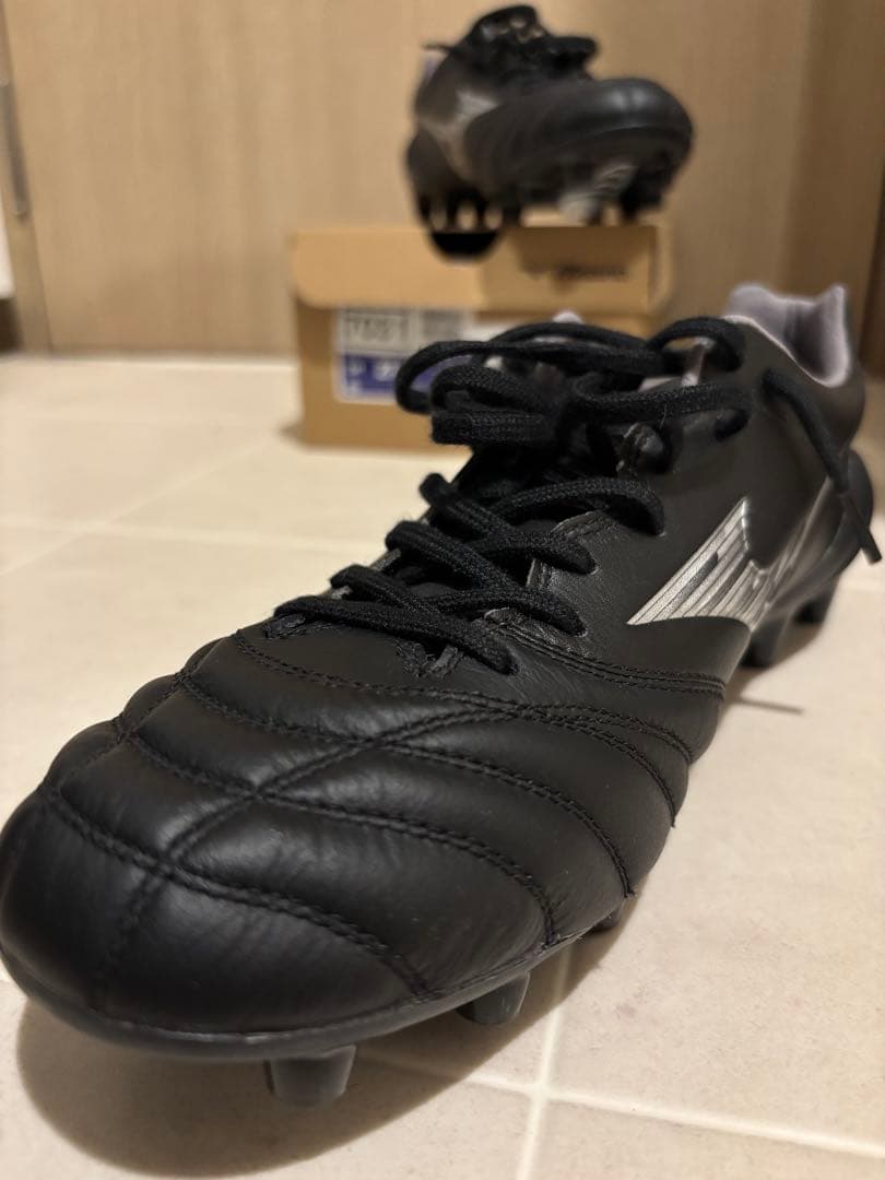 サッカースパイク￼ 黒 ミズノ　モナルシーダNEO III ELITE