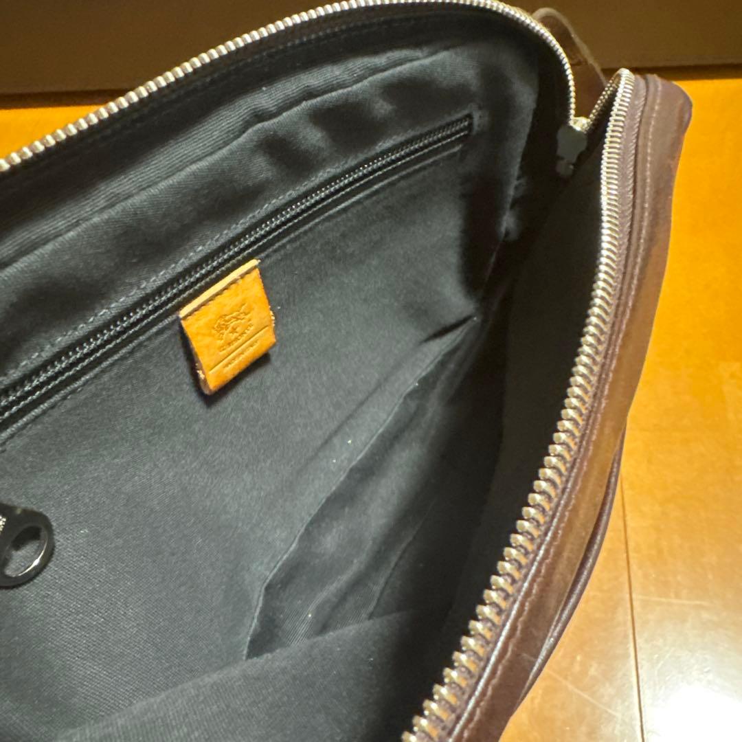 イルビゾンテ IL BISONTE 革カバン ブラウン ボディバック・サコッシュ