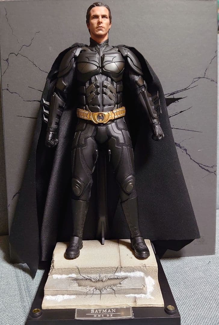ホットトイズ バットマン DX12 1/6 フィギュア